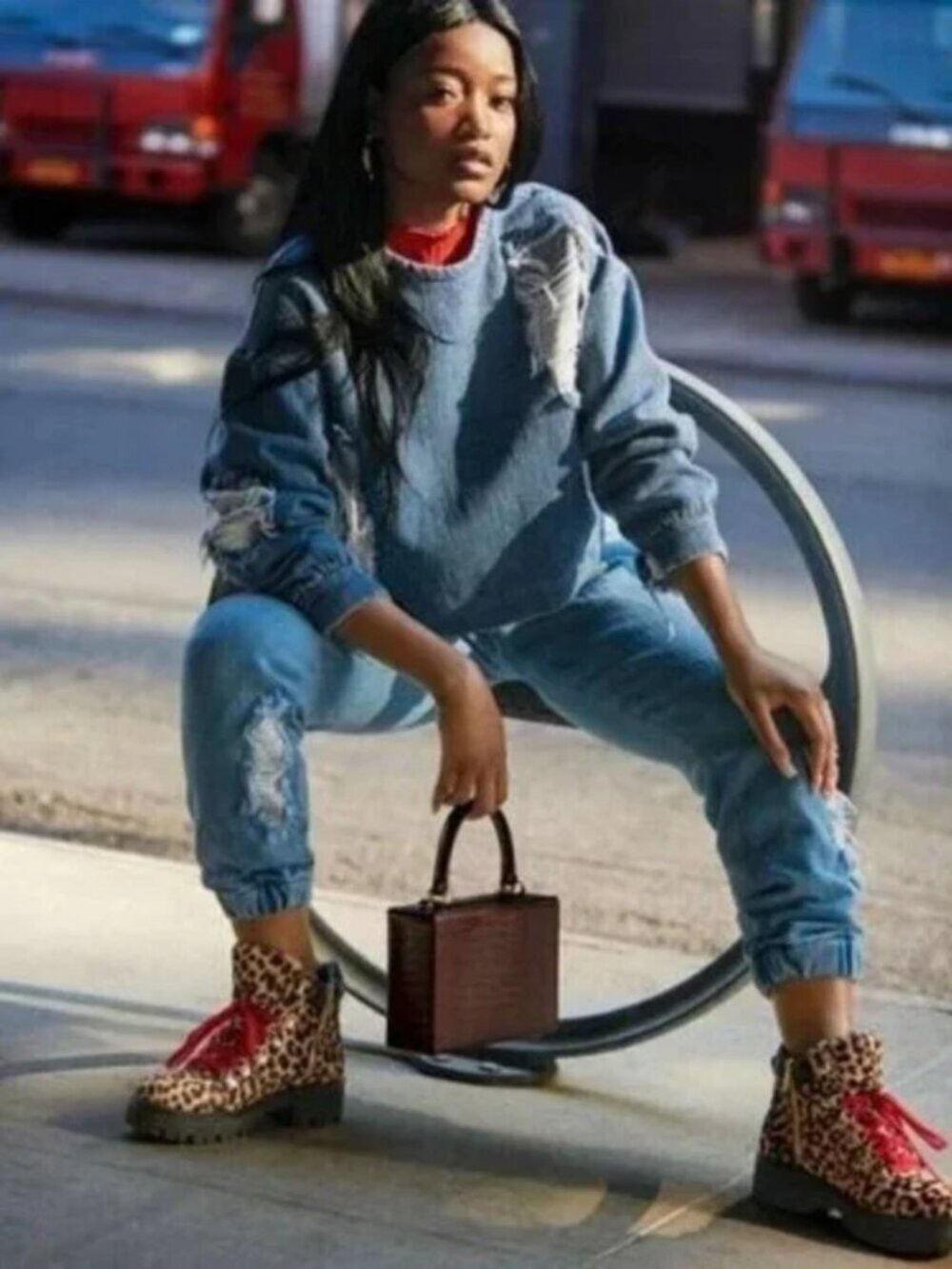 Designer Fall-Winter 2018 Ready-To-Wear Collection Distressed Denim Top Sweater